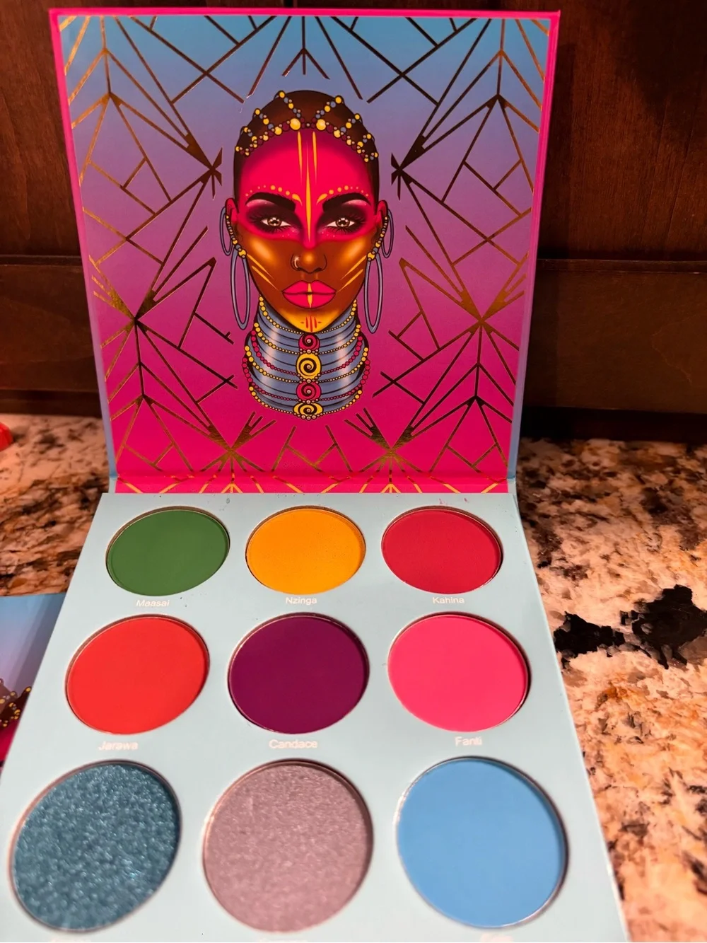 Juvia's Place The Warrior III Eyeshadow Palette - Pink & Blue Gradient